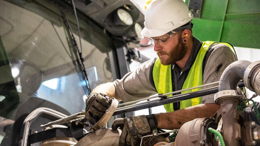 John Deere Powertrain ReLife Plus program gives machines new life